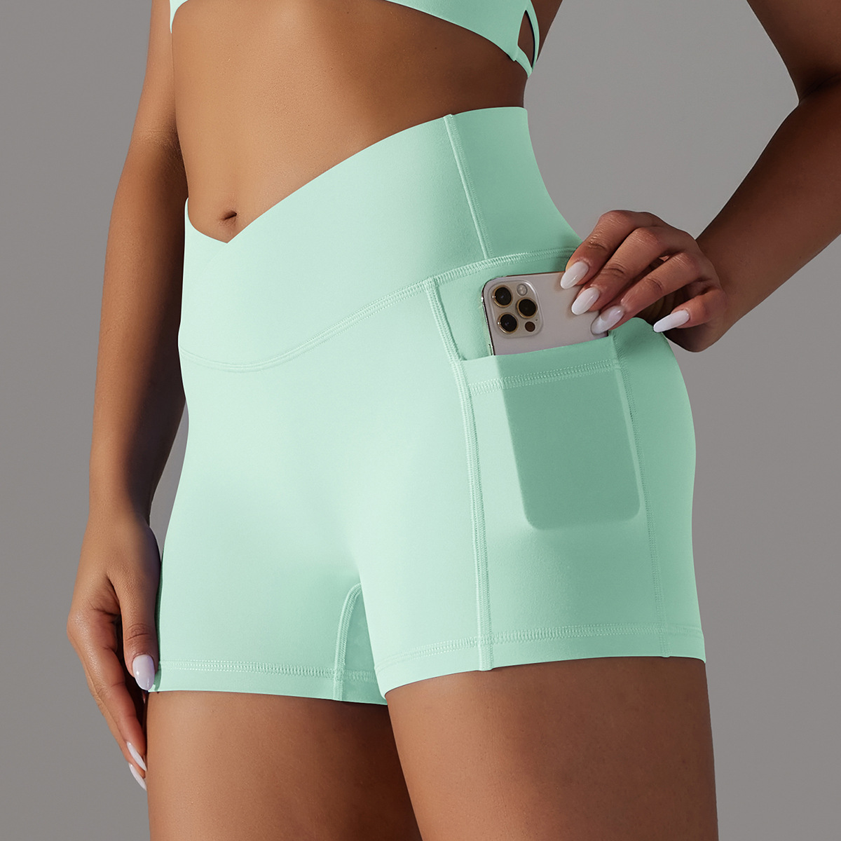 Double Sided Nylon Brushed Cross V Waist Pocket Fitness Yoga Shorts Running Sports Three Point Pants for Women - Image 10